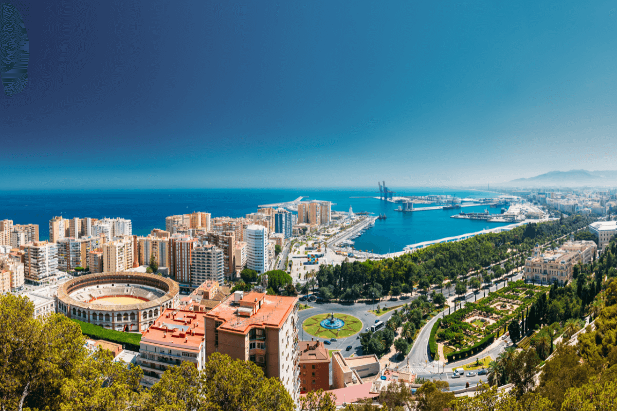 ¿Dónde alojarse en Málaga este verano? ¡10 zonas perfectas! - Homenfun